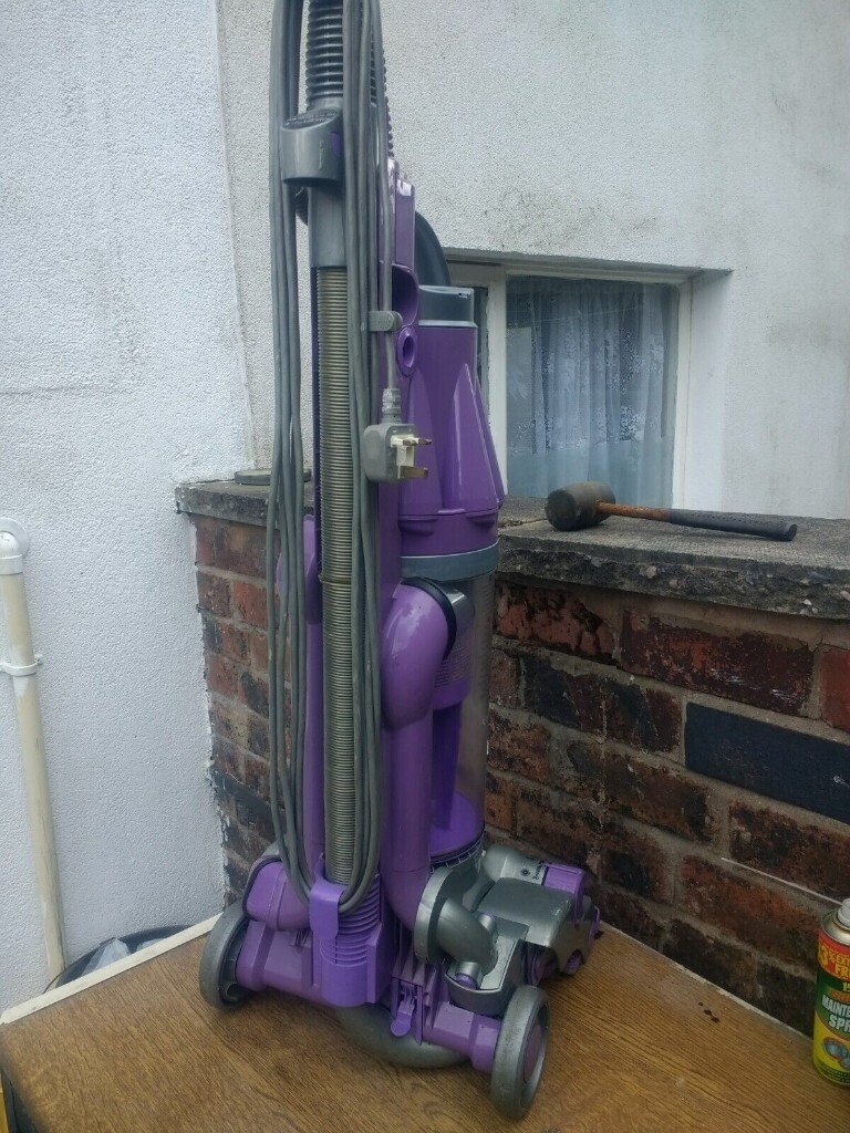 A CLASS + DYSON DC07 ANIMAL UPRIGHT 